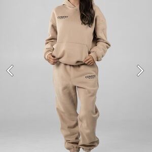 Comfrt unisex hoodie and sweat set